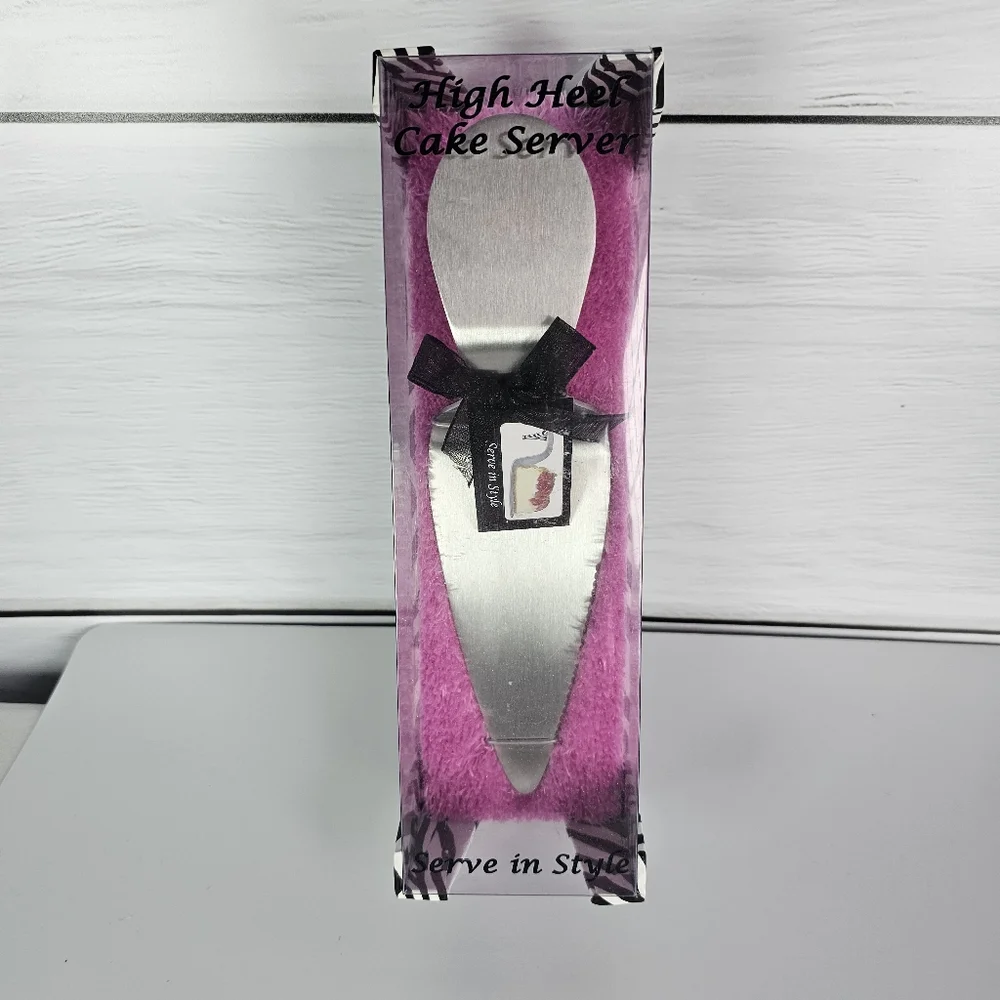 Wild Eye Designs High Heel Cake Server zebra